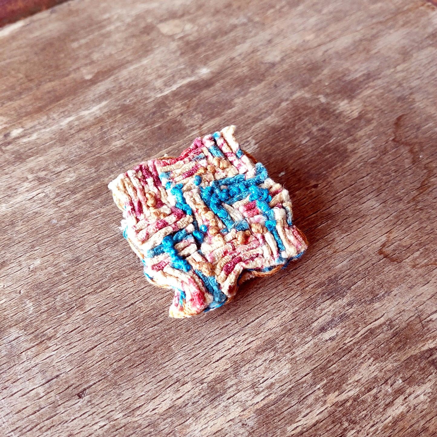 Broche en tissu plif carrbtbt