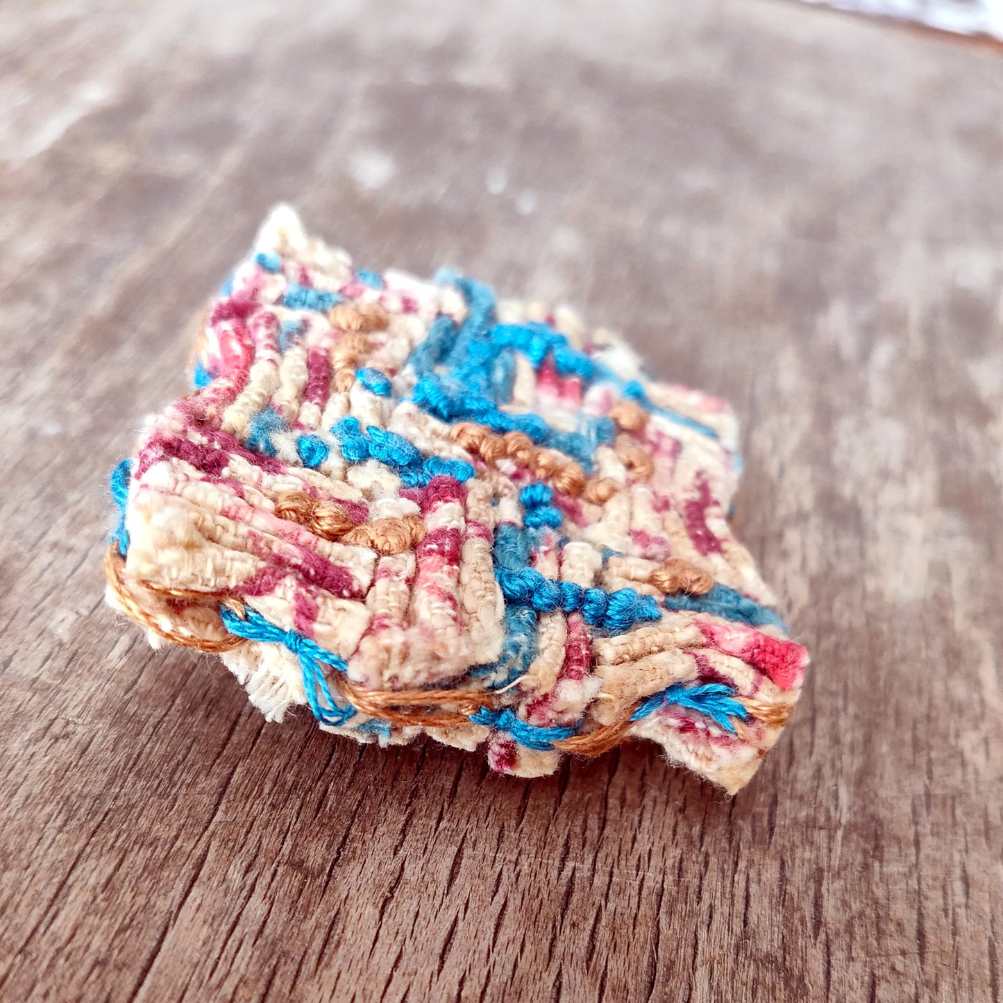 Broche en tissu plif carrbtbt