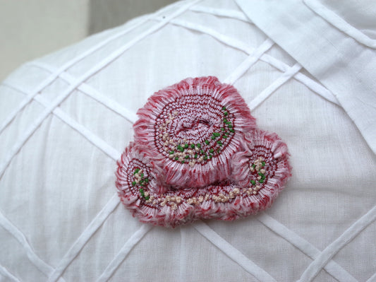 Broche en tissu plif cbrcrt