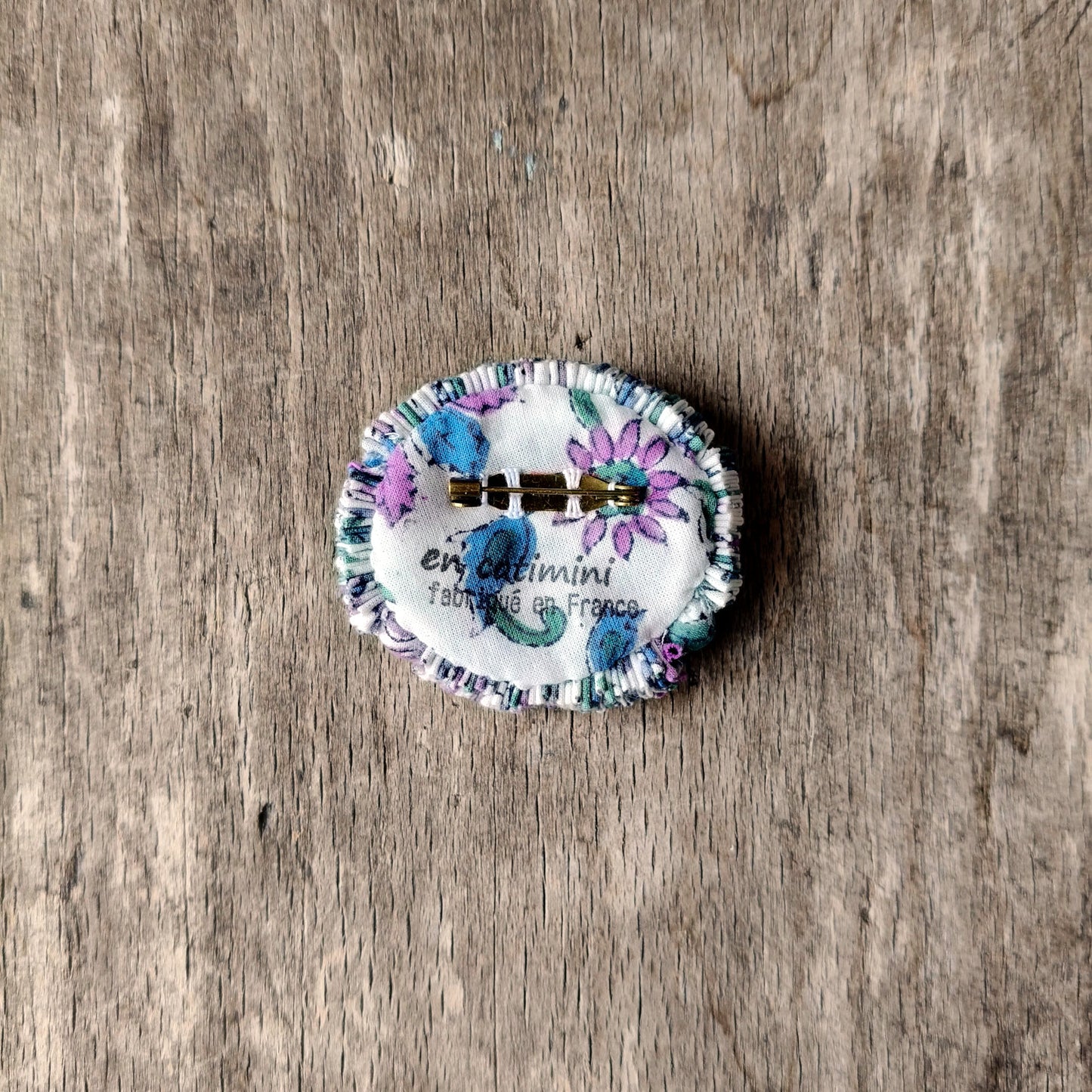 Broche en tissu plif indvvb