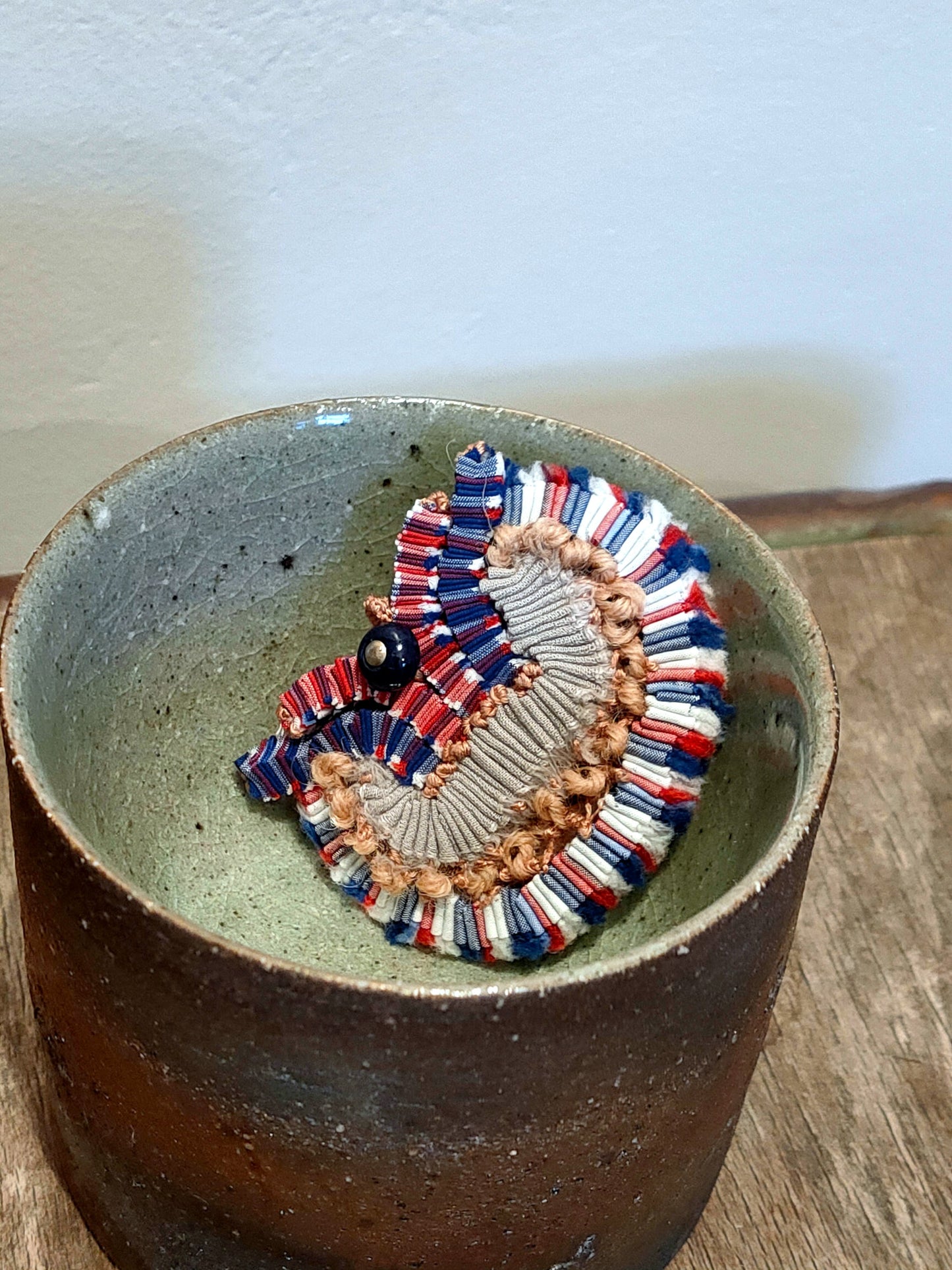 Broche en tissu plif tripot