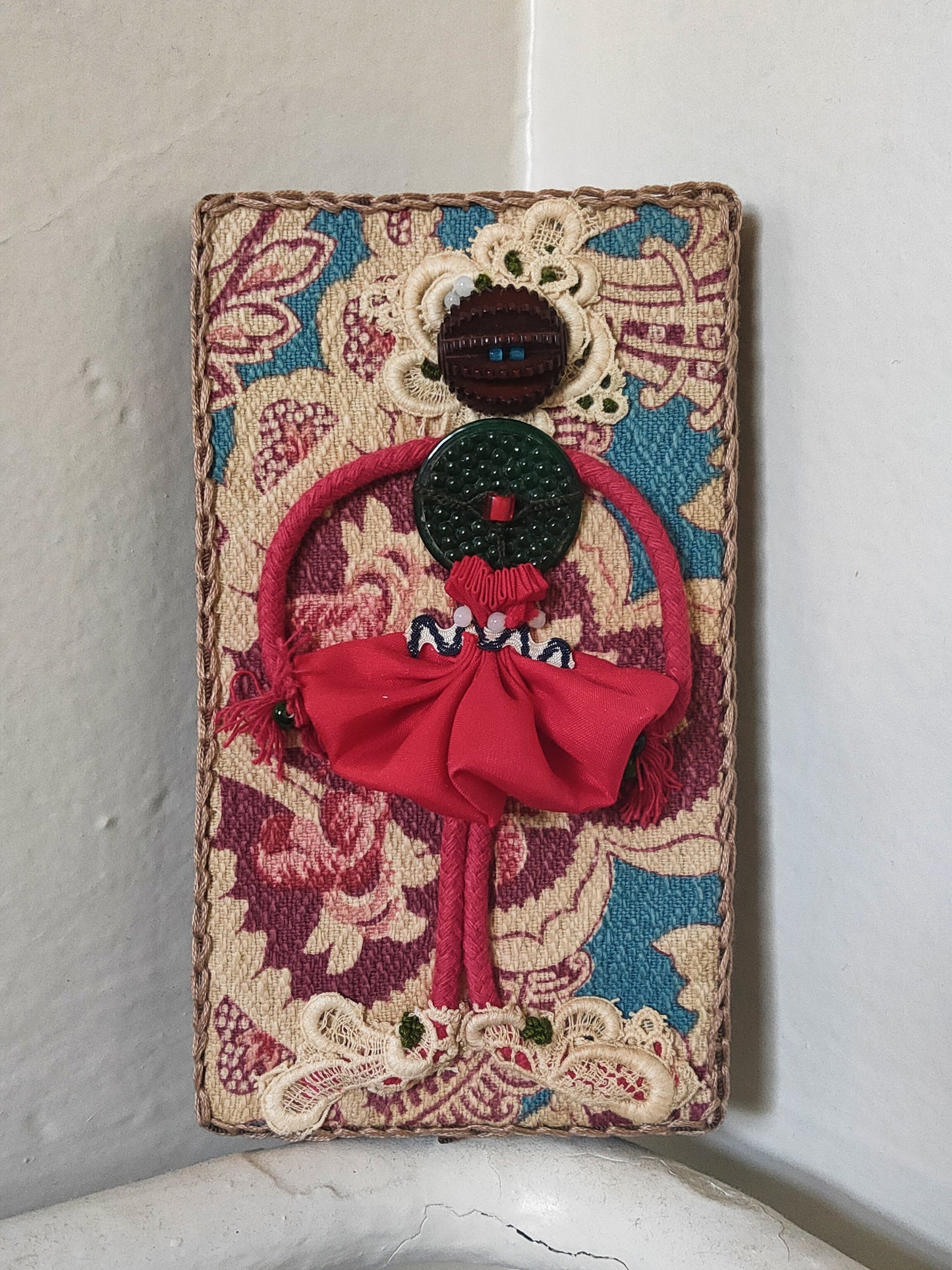 tableau une fille rouge