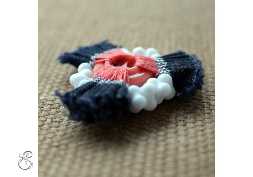 Broche en tissu plif ptri sbn