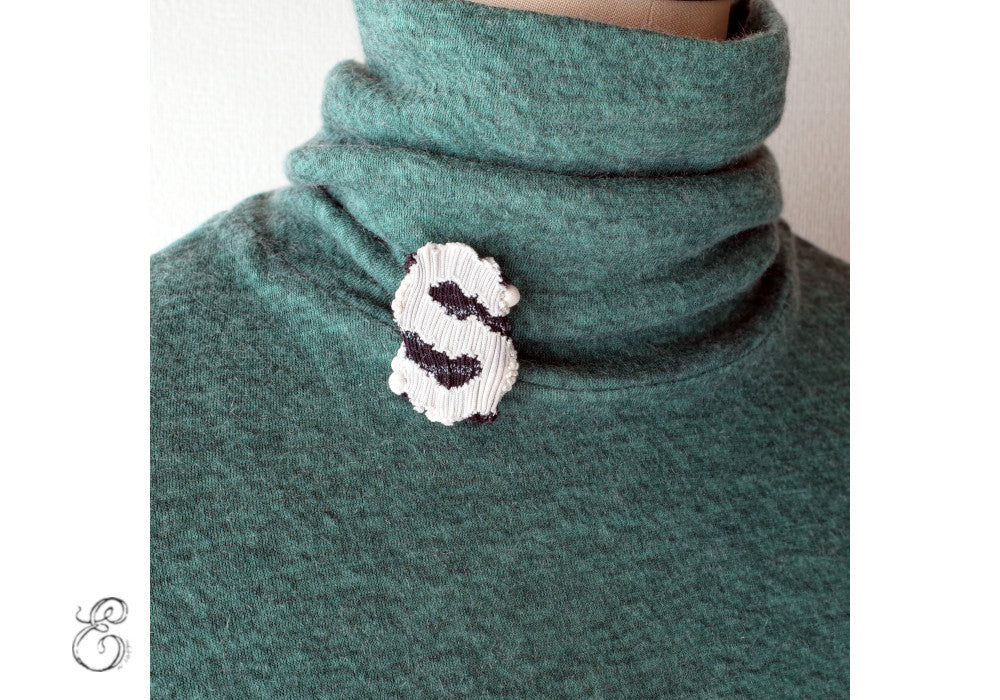 Broche en tissu plif salf ekn