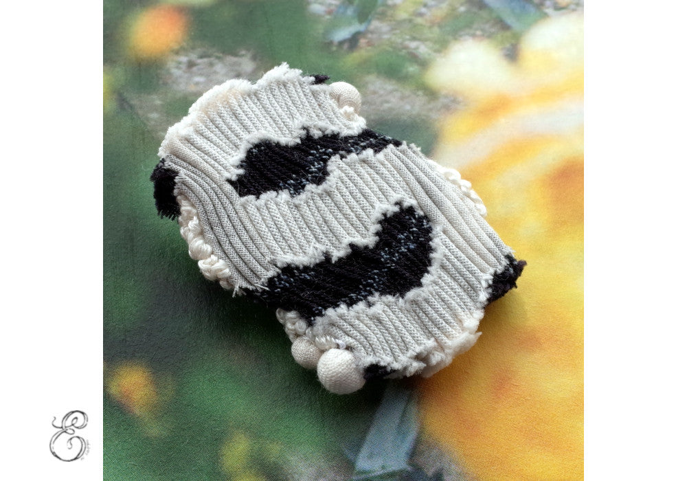 Broche en tissu plif salf ekn