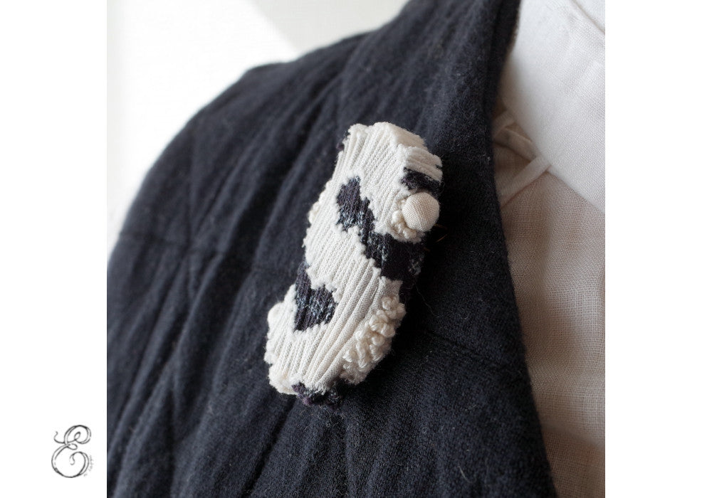 Broche en tissu plif salf ekn