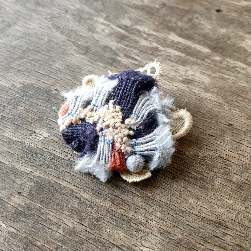 Broche en tissu plif ldfnig